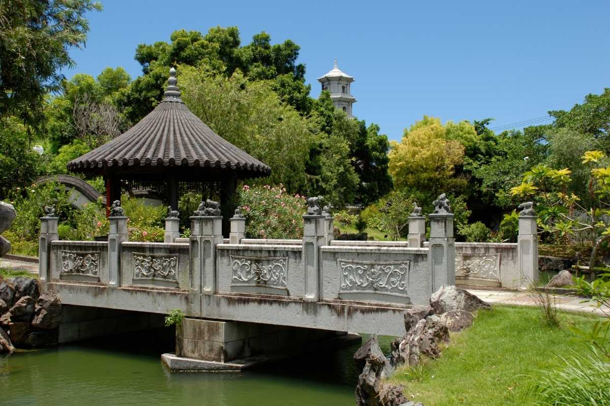 Fukushu-en Garden on Naha shore tours