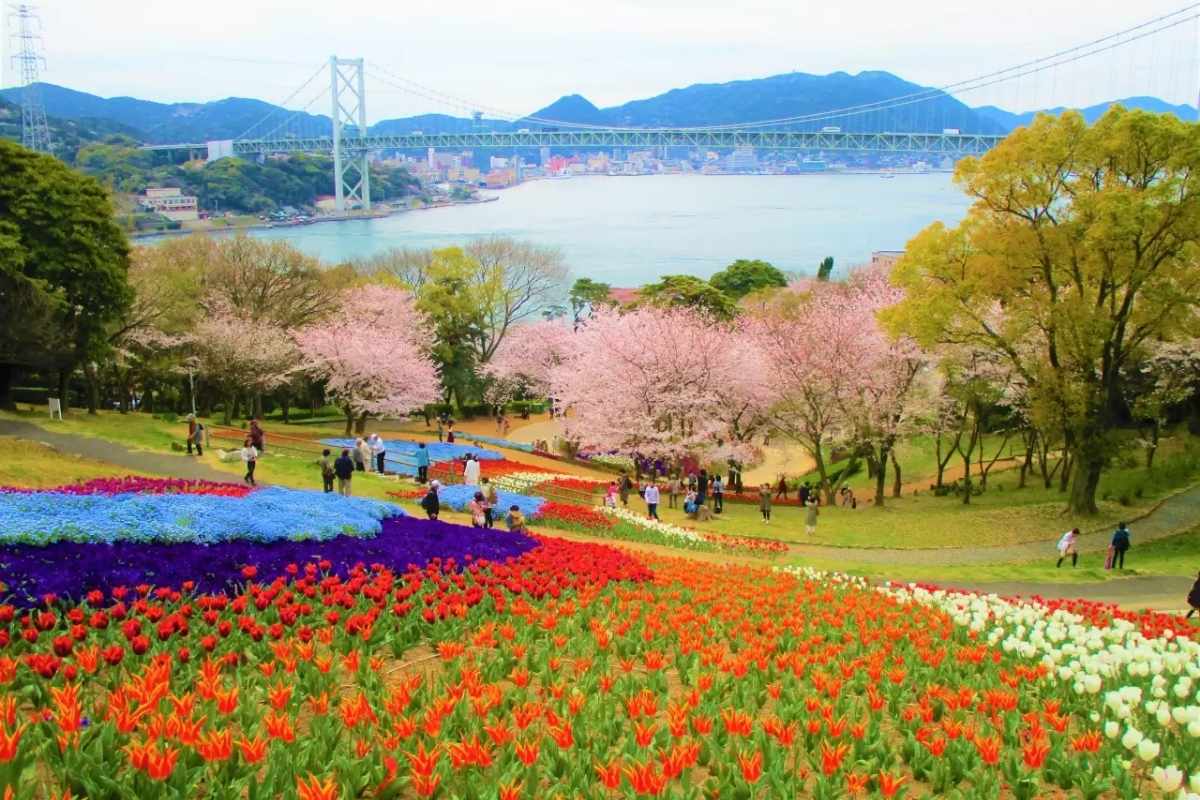 Hinoyama Park on Shimonoseki shore excursions