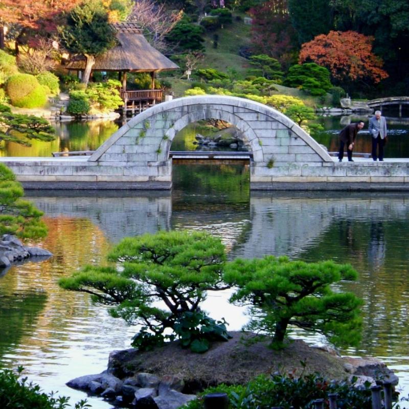 Hiroshima shore trips - Garden strolls