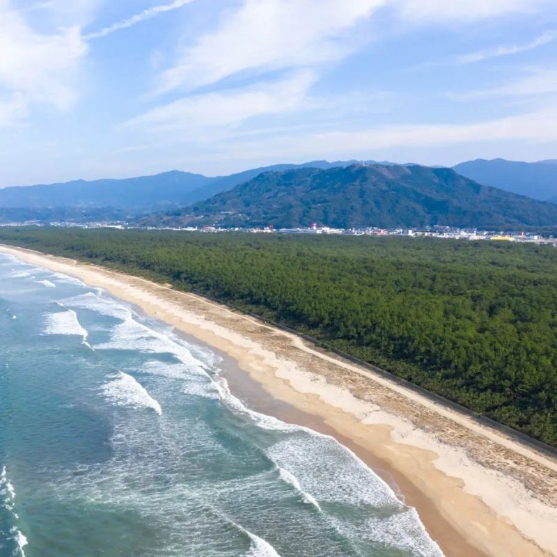 Karatsu shore excursions to coastal landscape