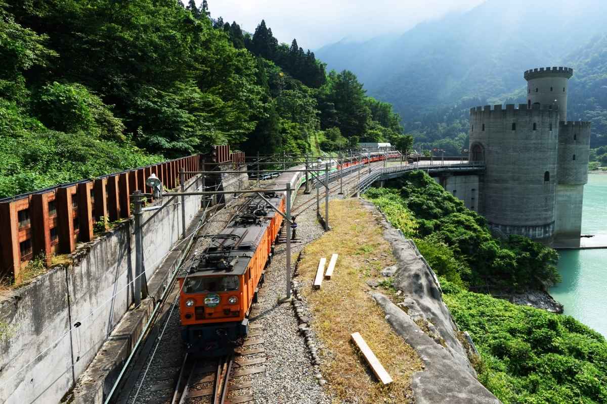 Kurobe Gorge Railway Tour from Toyama Port