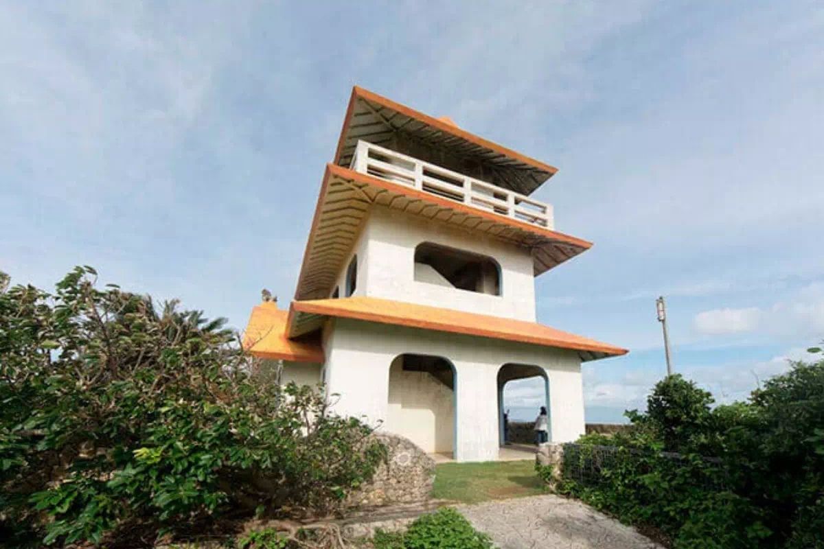 Ryugujo Observatory on shore tours in Miyakojima
