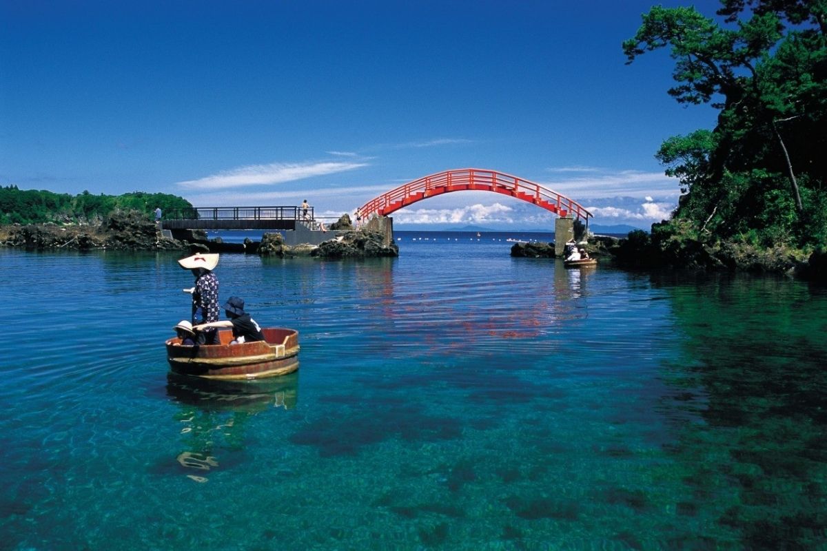 Sado Island day trips from Niigata port