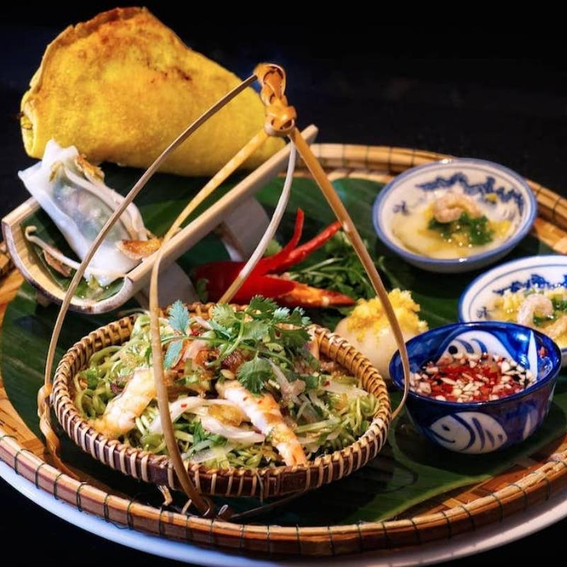Hue shore excursions - Cuisine