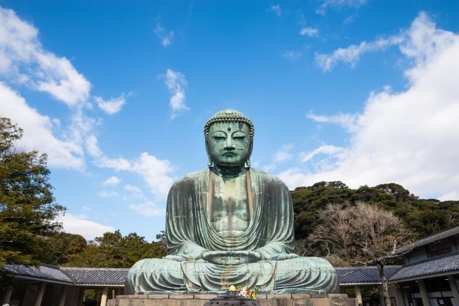 Kotokuin Temple on Yokohama shore excursions