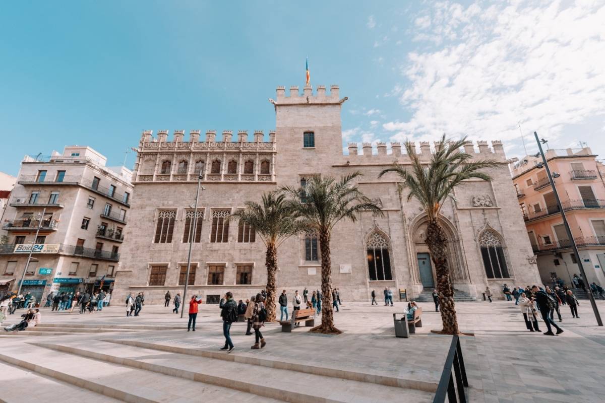 La Lonja de la Seda on Valencia day tours