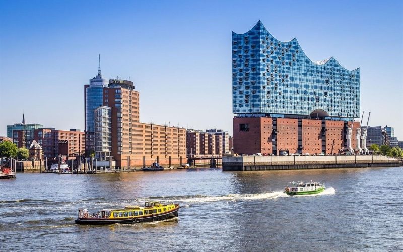 Best Hamburg cruise excursions