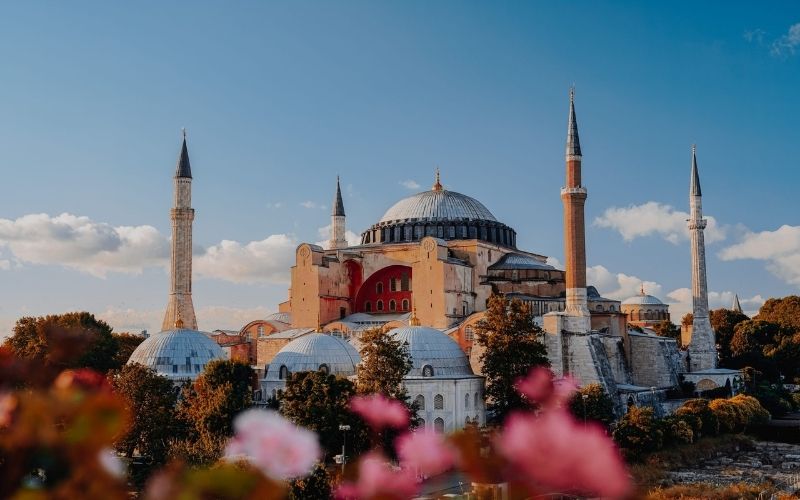 Best Istanbul cruise excursions to Hagia Sophia