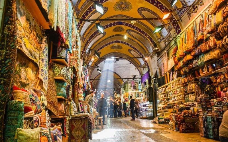 Best Istanbul shore excursions to Grand Bazaar