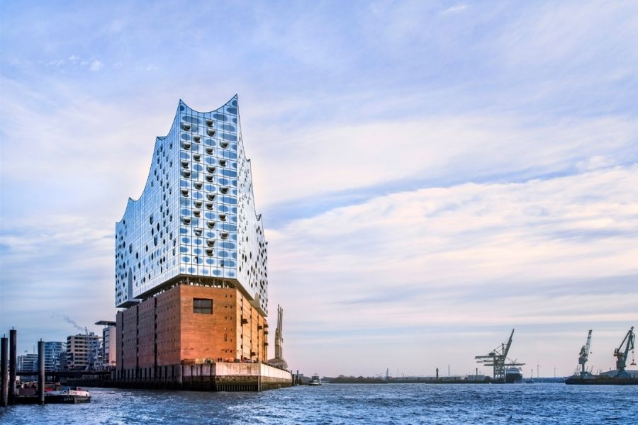 Elbphilharmonie on Hamburg shore tours