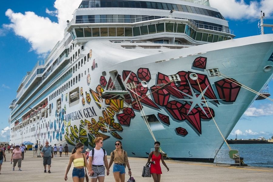 Educational Value of Shore Excursions for Students